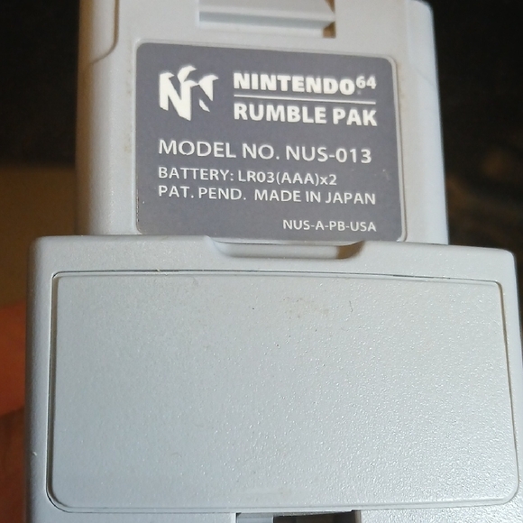 Nintendo 64 Rumble Pak - Picture 2 of 4